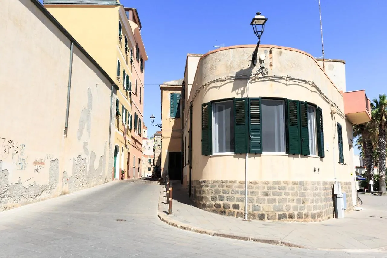 Hotel Casa Jaume Alguer 0*,
